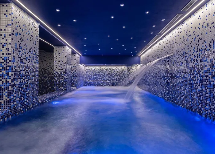 Indigo By Ihg (adults Only) ホテル