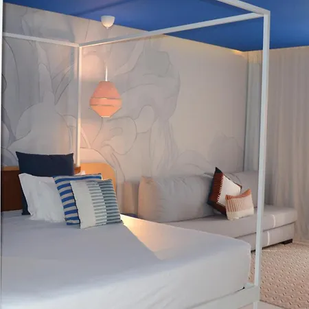Indigo By Ihg (adults Only) Αλμπουφέιρα