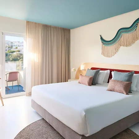 Indigo By Ihg (adults Only) Готель