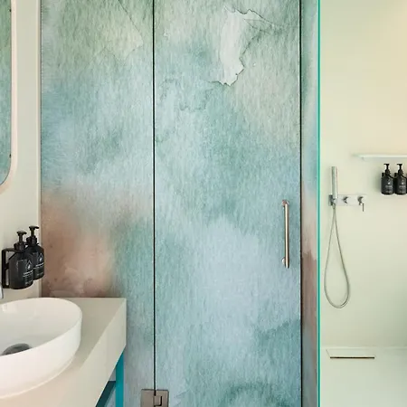 Indigo By Ihg (adults Only) 4*