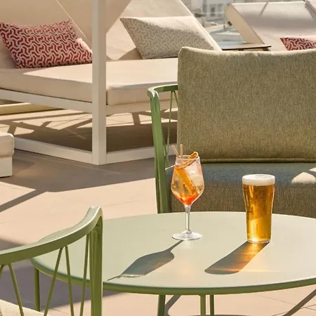 Indigo By Ihg (adults Only) Готель