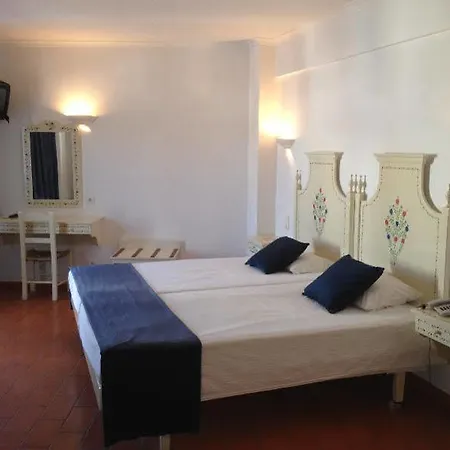 Indigo By Ihg (adults Only) Αλμπουφέιρα