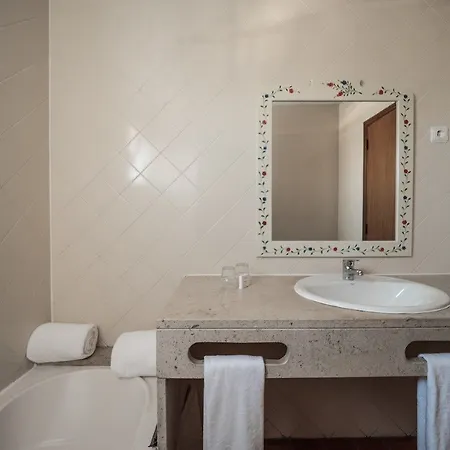 Ξενοδοχείο Indigo By Ihg (adults Only) Αλμπουφέιρα