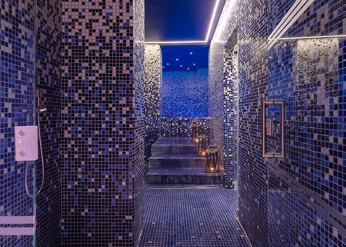 Indigo By Ihg (adults Only) 4*