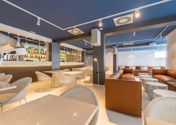 Indigo By Ihg (adults Only) 호텔 4*