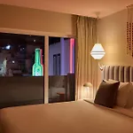 Отель Indigo By Ihg (adults Only)