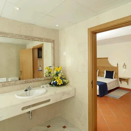 Indigo By Ihg (adults Only) فندق