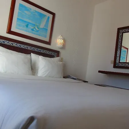 Indigo By Ihg (adults Only) فندق