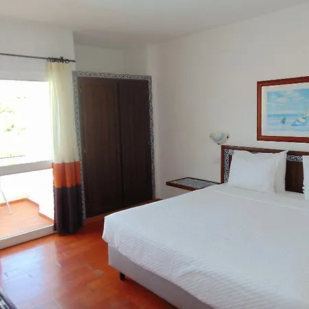 Indigo By Ihg (adults Only) البوفيرا