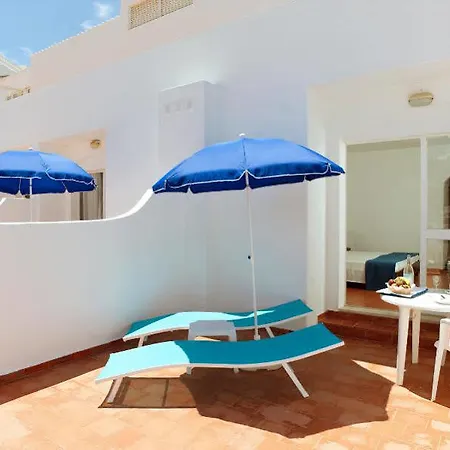 Indigo By Ihg (adults Only) فندق البوفيرا