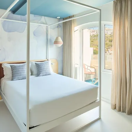 Indigo By Ihg (adults Only) Отель 4*