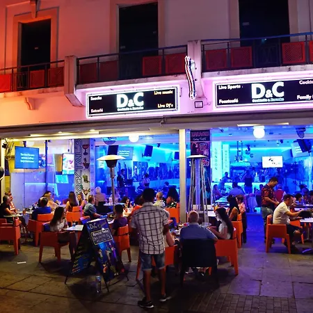 Indigo By Ihg (adults Only) فندق